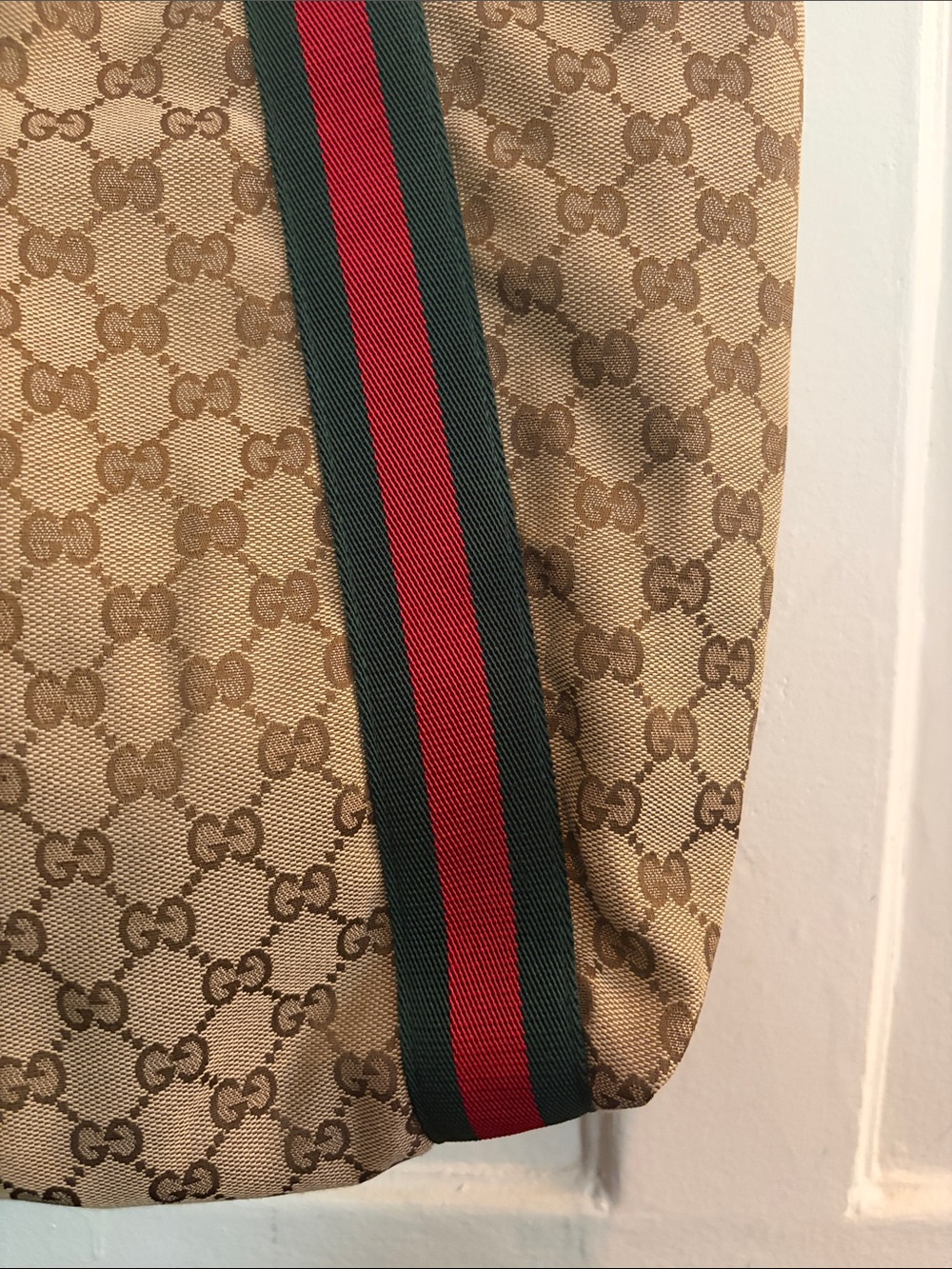 Gucci Beige Monogram Tote with Red and Green Webbing - Picture 7 of 16